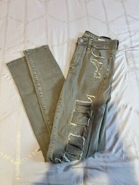 American Eagle Outfitters Olive Green Distressed Skinny Jeans